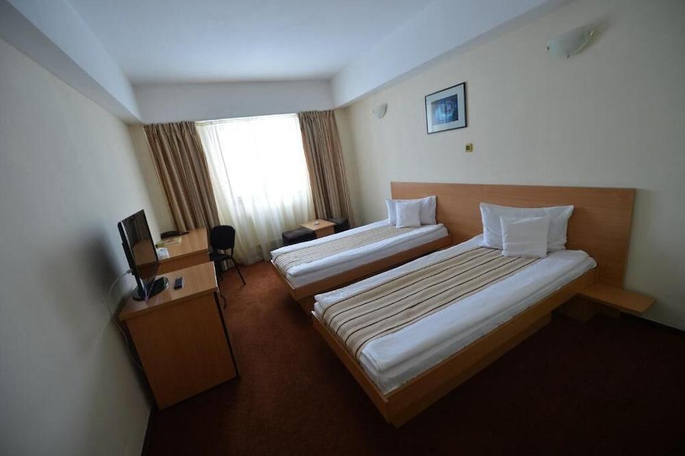 Hotel Phoenix Arad Exterior foto