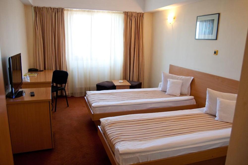 Hotel Phoenix Arad Exterior foto