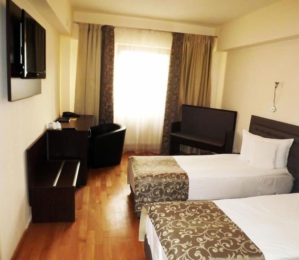 Hotel Phoenix Arad Exterior foto