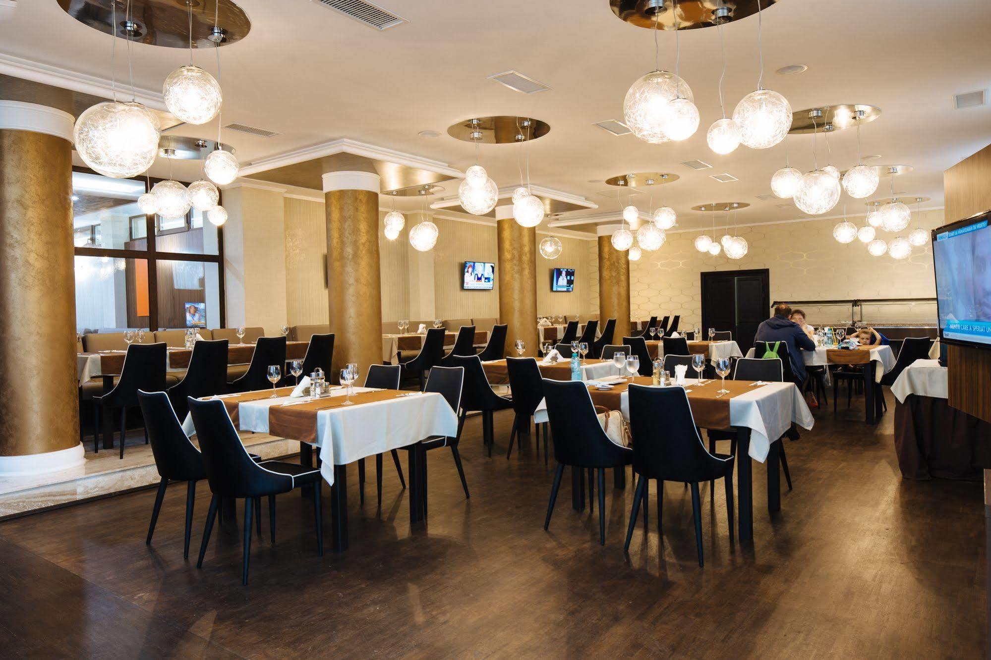 Hotel Phoenix Arad Exterior foto